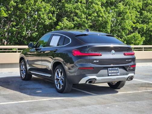 2024 BMW X4 xDrive30i