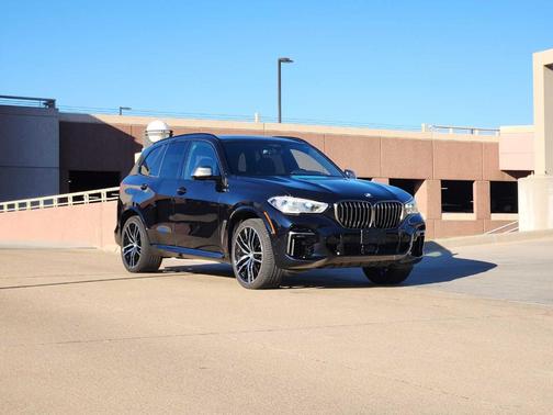2023 BMW X5 M50i