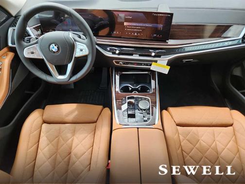 2025 BMW X7 xDrive40i