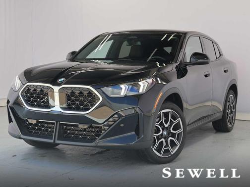 Jet Black 2025 BMW X2 xDrive28i