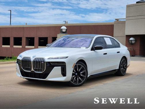 2024 BMW i7 M70