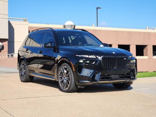 2025 BMW X7 M60i
