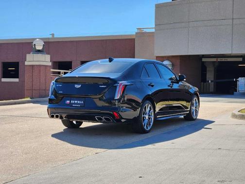 2022 Cadillac CT4-V V-Series