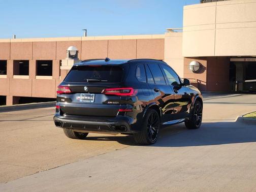 2023 BMW X5 M50i