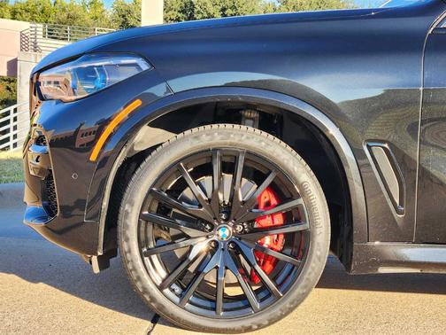 2023 BMW X5 M50i