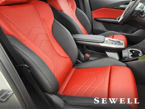 2025 BMW X2 xDrive28i