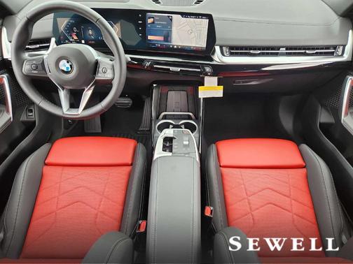 2025 BMW X2 xDrive28i