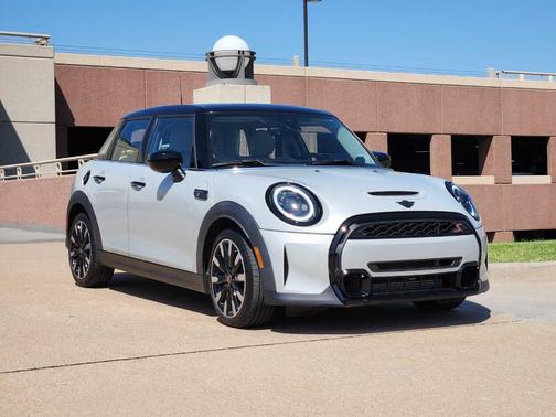 2023 MINI Hardtop Cooper S