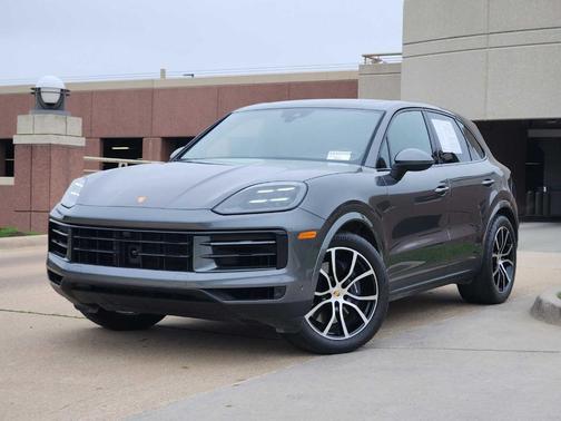 2024 Porsche Cayenne Base