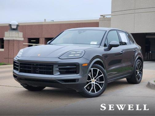 2024 Porsche Cayenne Base
