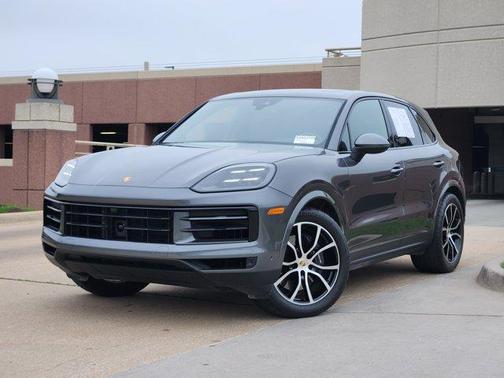 2024 Porsche Cayenne Base