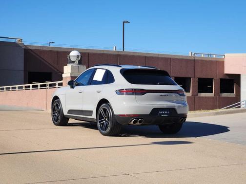 2020 Porsche Macan S