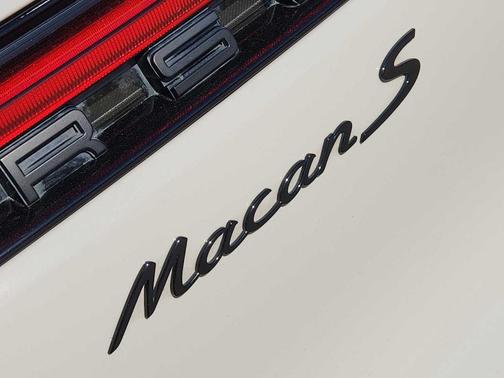 2020 Porsche Macan S