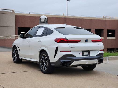 2022 BMW X6 xDrive40i