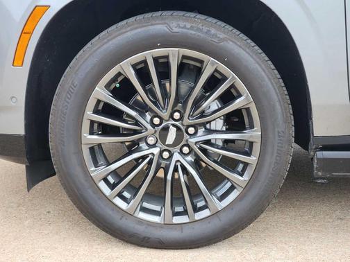 Silver Metallic 2025 Cadillac Escalade Sport Platinum