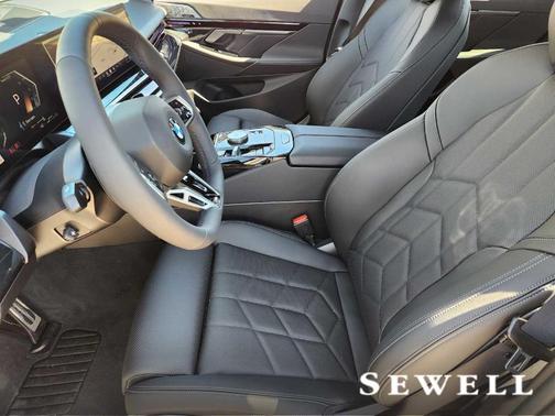 2026 BMW 530 i xDrive