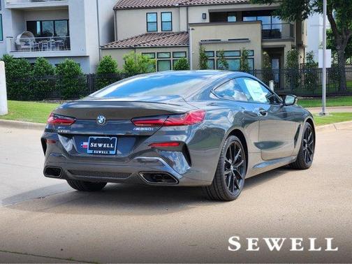 2025 BMW M850 i xDrive