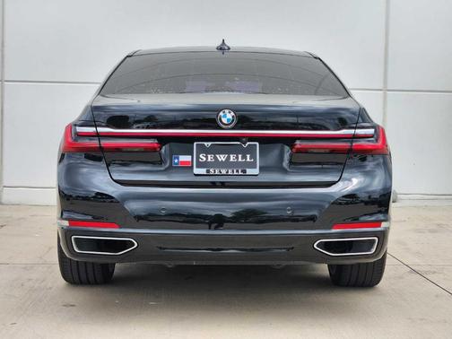 2020 BMW 740 i xDrive