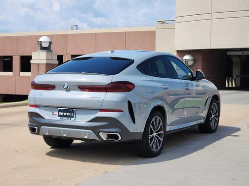 2025 BMW X6 xDrive40i