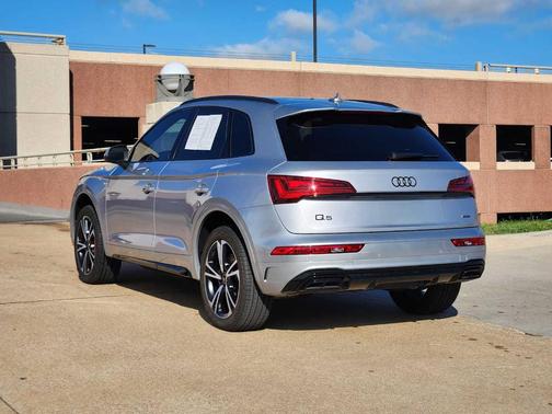 2025 Audi Q5 45 S line quattro Premium