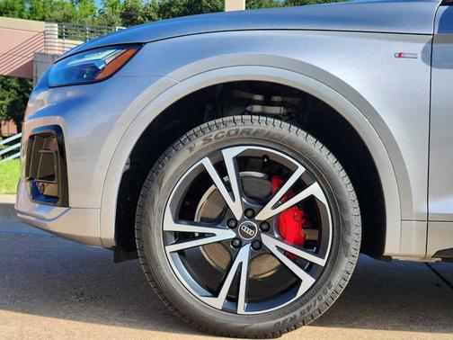 2025 Audi Q5 45 S line quattro Premium