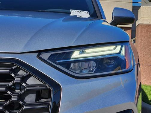2025 Audi Q5 45 S line quattro Premium