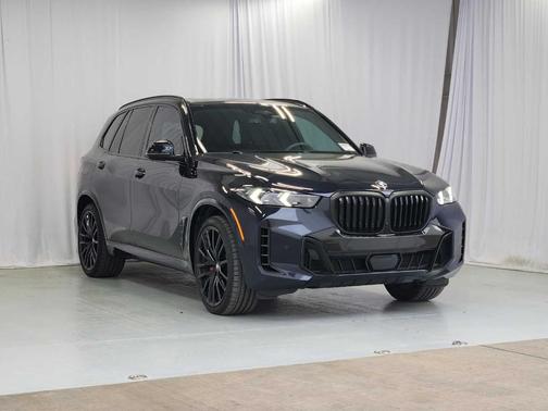 Carbon Black Metallic 2024 BMW X5 xDrive40i