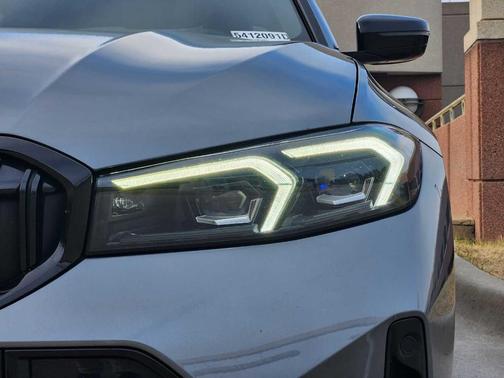 2024 BMW 330 i xDrive