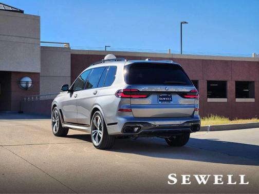 2026 BMW X7 xDrive40i