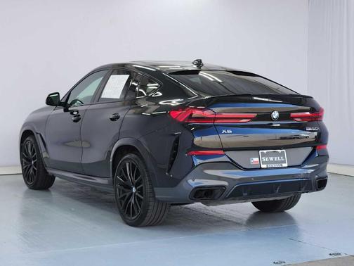 Black Sapphire Metallic 2021 BMW X6 M50i