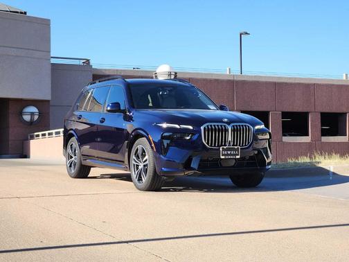 2023 BMW X7 xDrive40i