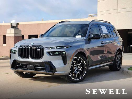 2025 BMW X7 M60i