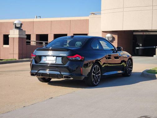 2024 BMW M240 i