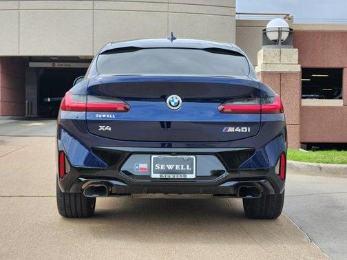 2024 BMW X4 M40i