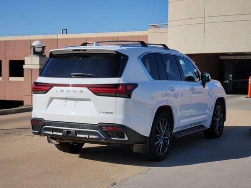 2024 Lexus LX 600 F SPORT
