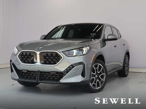 Gray Metallic 2025 BMW X2 xDrive28i