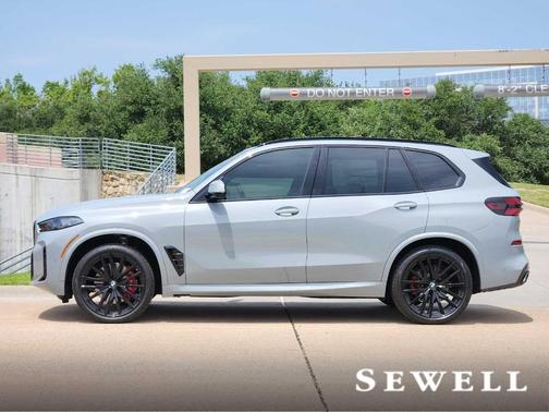 Gray Metallic 2026 BMW X5 xDrive40i