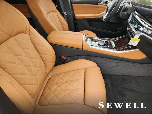 Mineral White Metallic 2026 BMW X5 sDrive40i