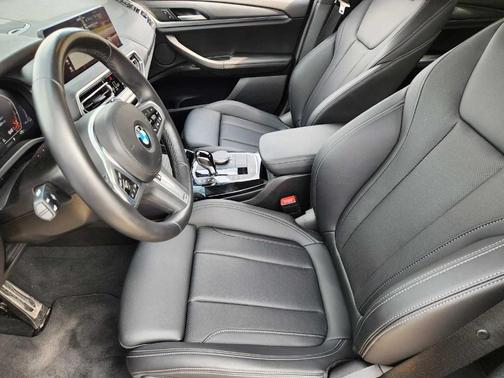 Black Sapphire Metallic 2024 BMW X3 sDrive30i