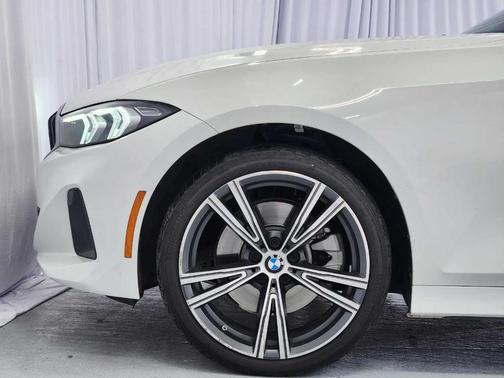 2024 BMW 330 i xDrive