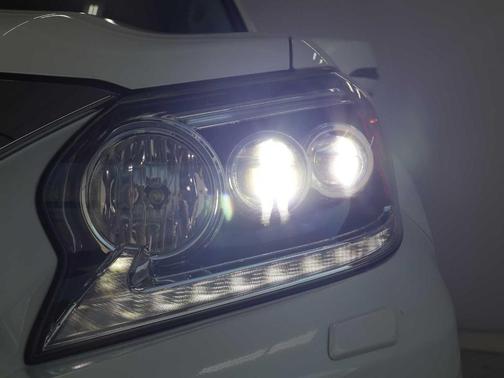 Starfire Pearl 2019 Lexus GX 460 Base