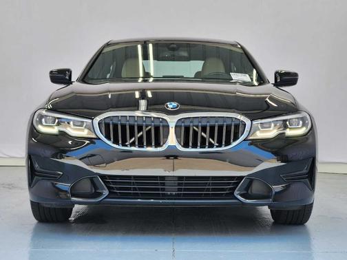 Jet Black 2020 BMW 330 i