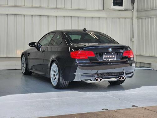 Jet Black 2011 BMW M3