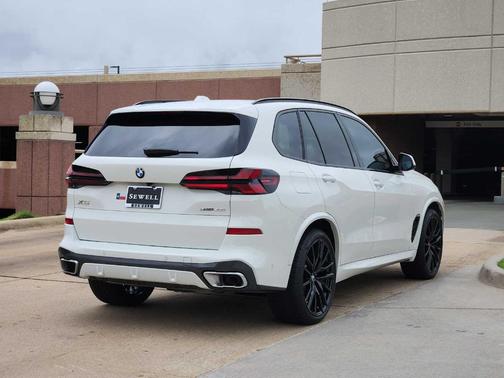 2025 BMW X5 xDrive40i