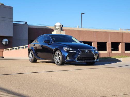 2017 Lexus IS 200t Base