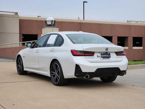 2023 BMW 330e 330e