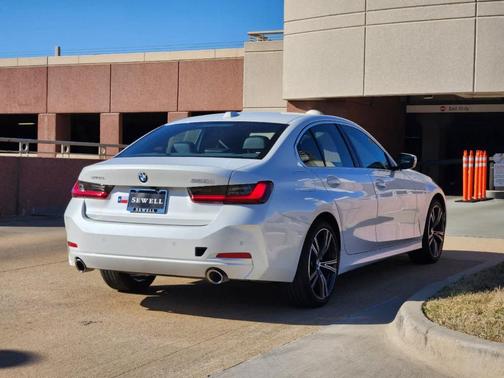 2024 BMW 330 i