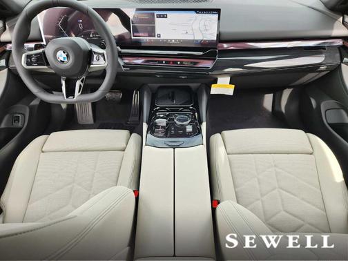 2026 BMW 530 i xDrive