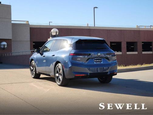 2026 BMW iX xDrive60