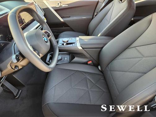 2026 BMW iX xDrive60